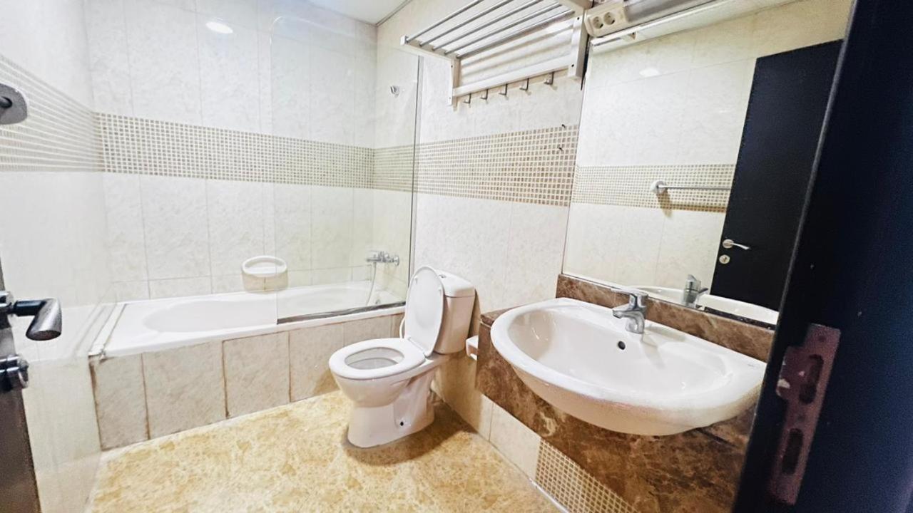 Privatunterkunft Brand New Private Partition Near Moe Metro *